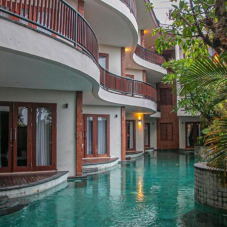 Djabu Seminyak Hotel Denpasar Exteriér fotografie